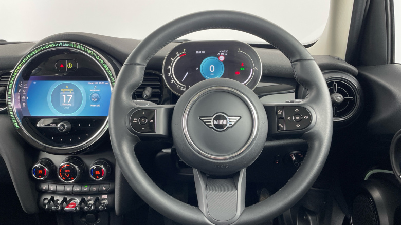 MINI Hatchback 1.5 Cooper Classic Premium 5dr Auto Petrol Hatchback